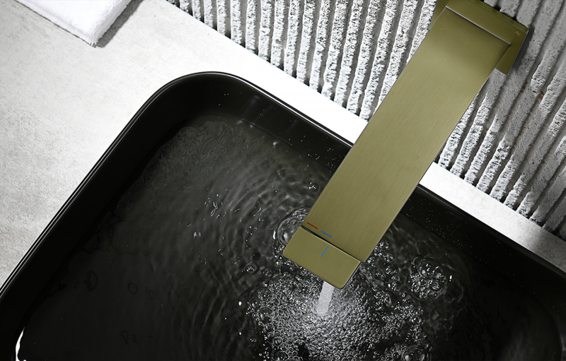 MATE GOLD BASIN MIXER