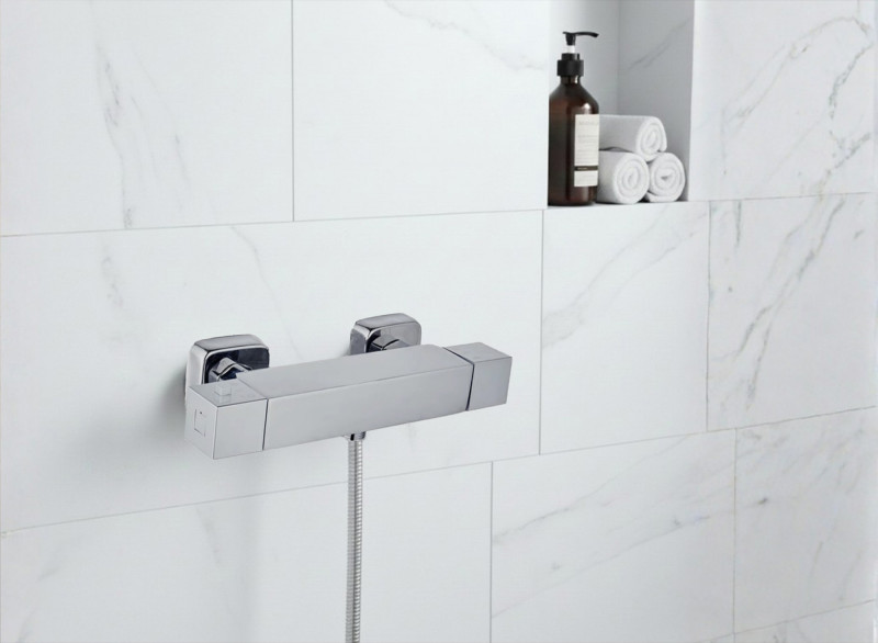 THERMOSTATIC CHROME CUBIC SHOWER